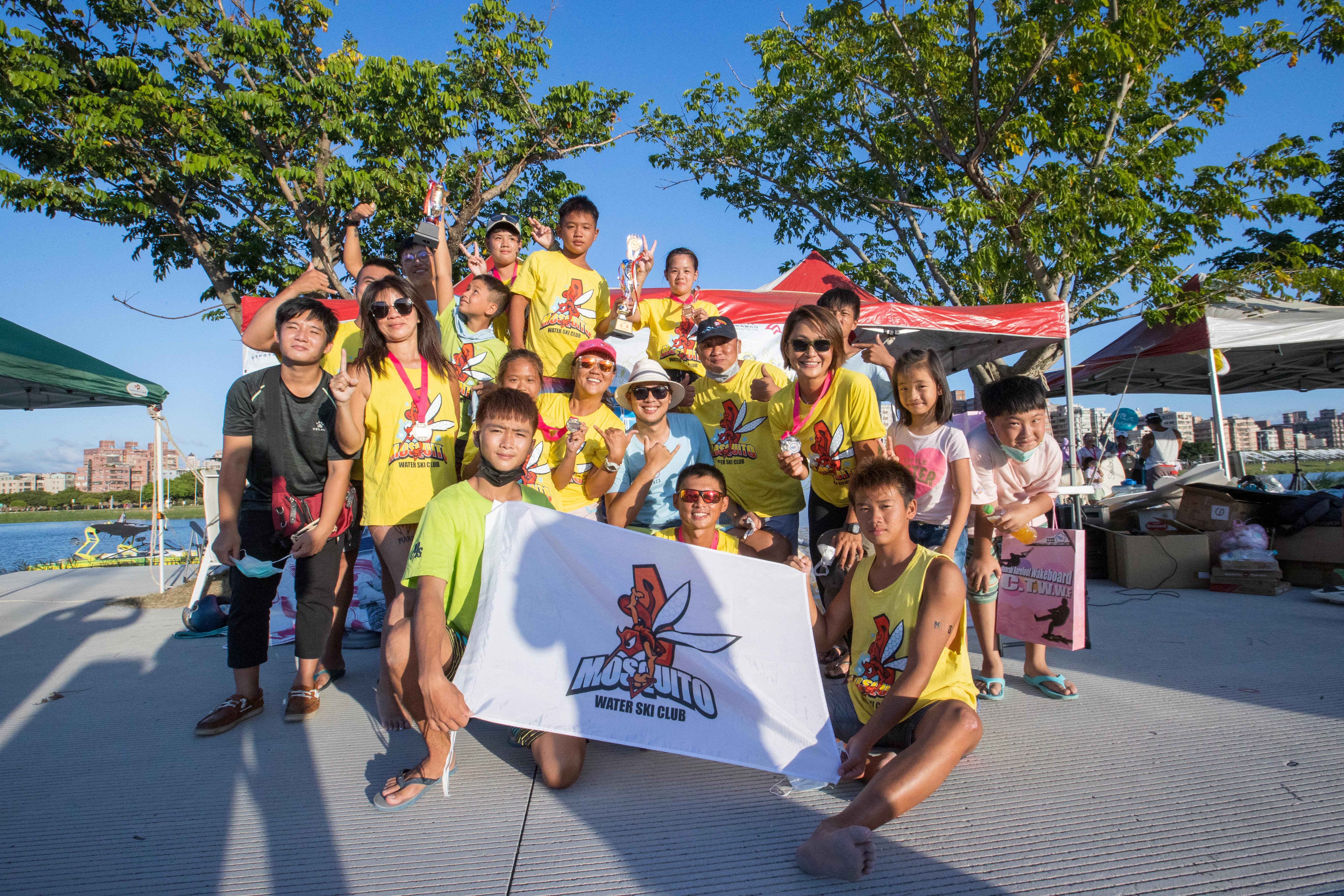 小海豚、蚊子｜BANNER