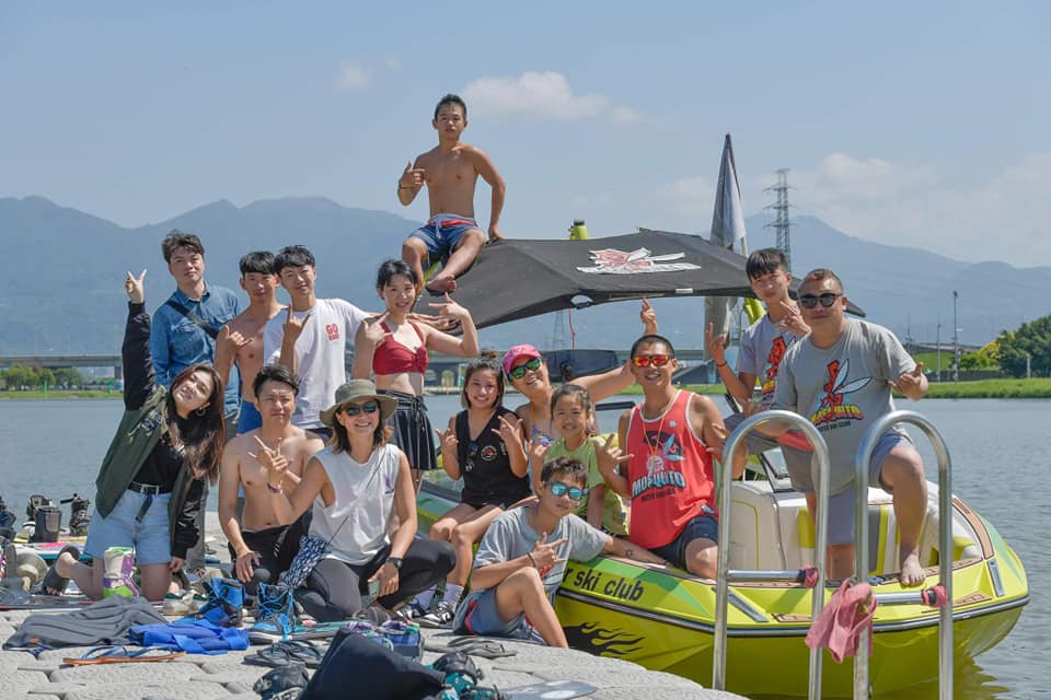 小海豚、蚊子｜BANNER