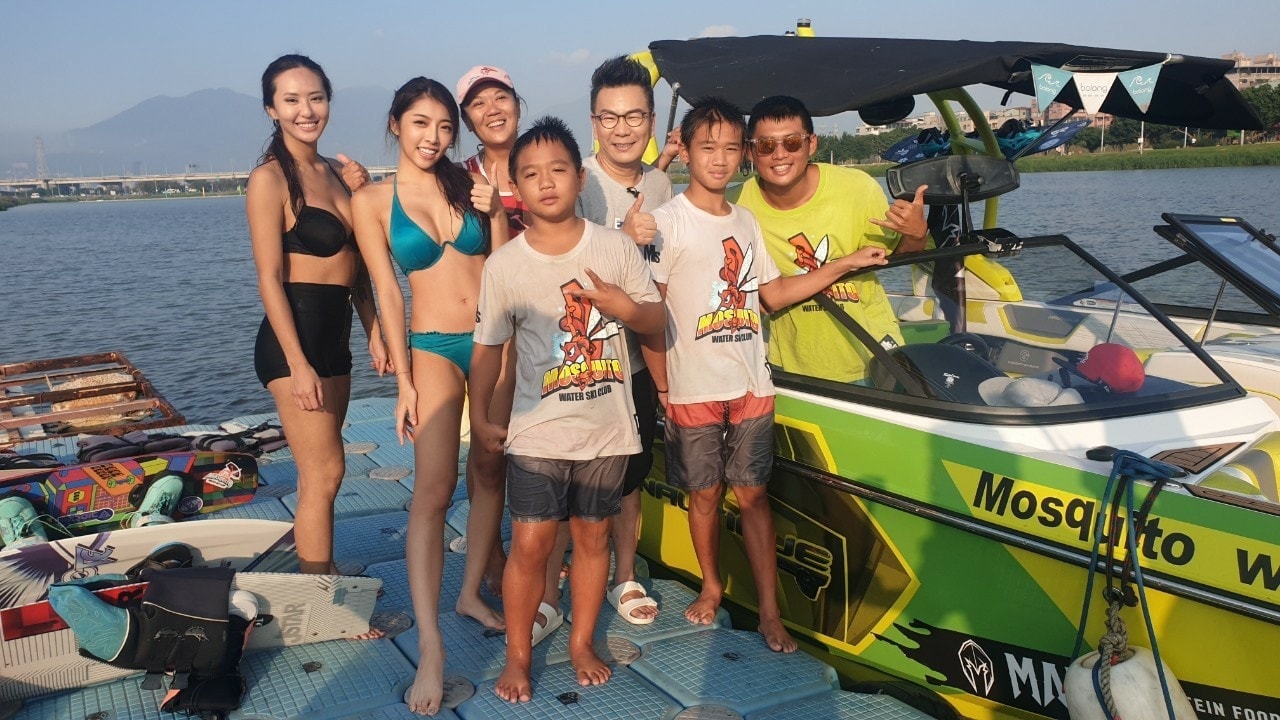 小海豚、蚊子｜BANNER